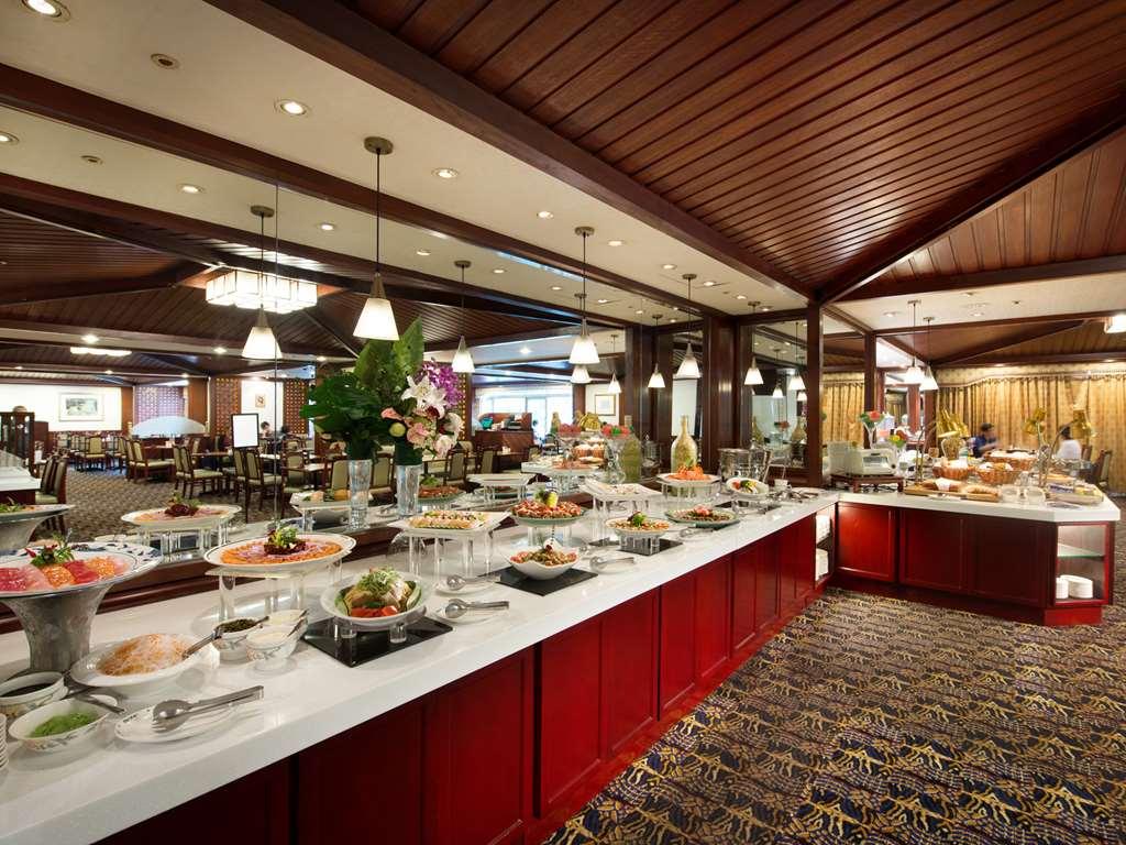 The Howard Plaza Hotel Ταϊπέι Εστιατόριο φωτογραφία The buffet at the hotel