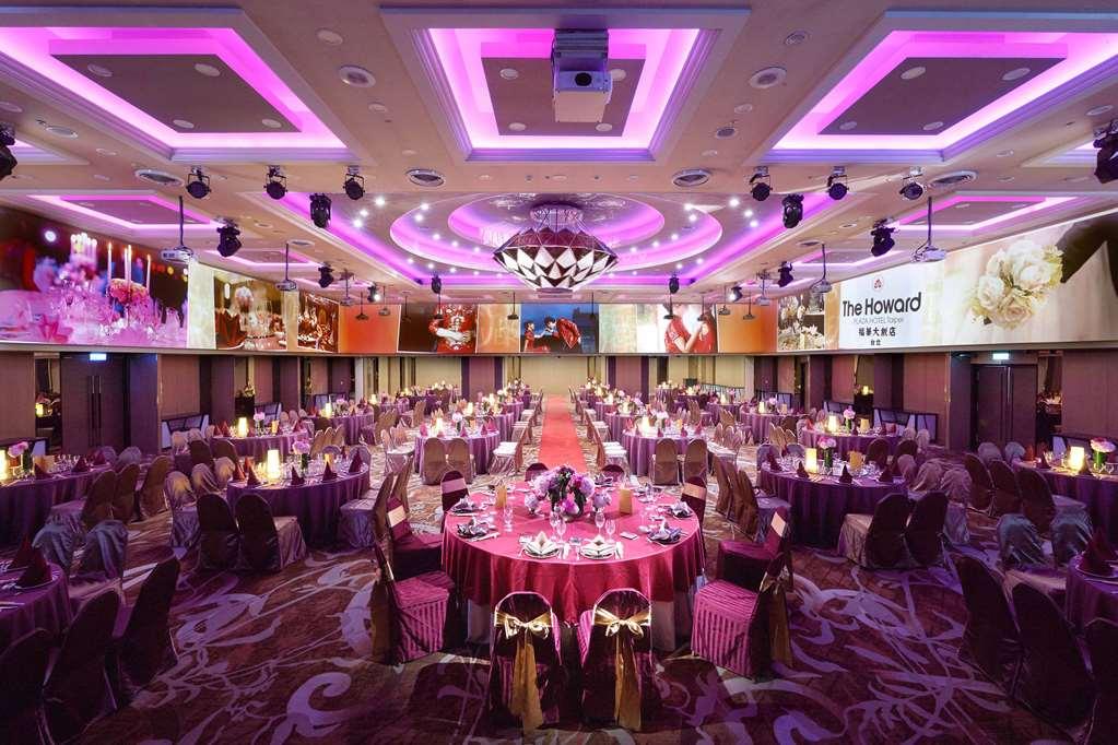 The Howard Plaza Hotel Ταϊπέι Εξωτερικό φωτογραφία The ballroom at the Renaissance Hotel