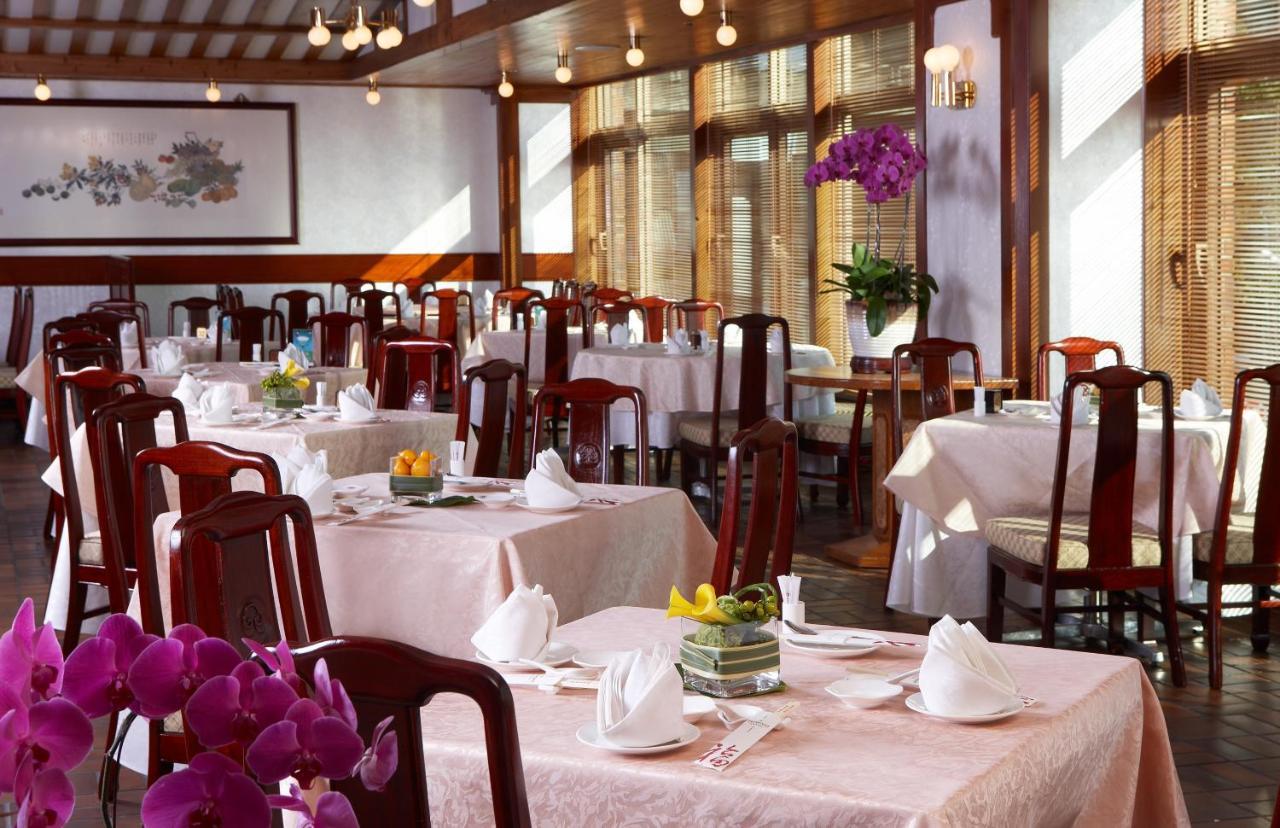 The Howard Plaza Hotel Ταϊπέι Εξωτερικό φωτογραφία Interior of the restaurant