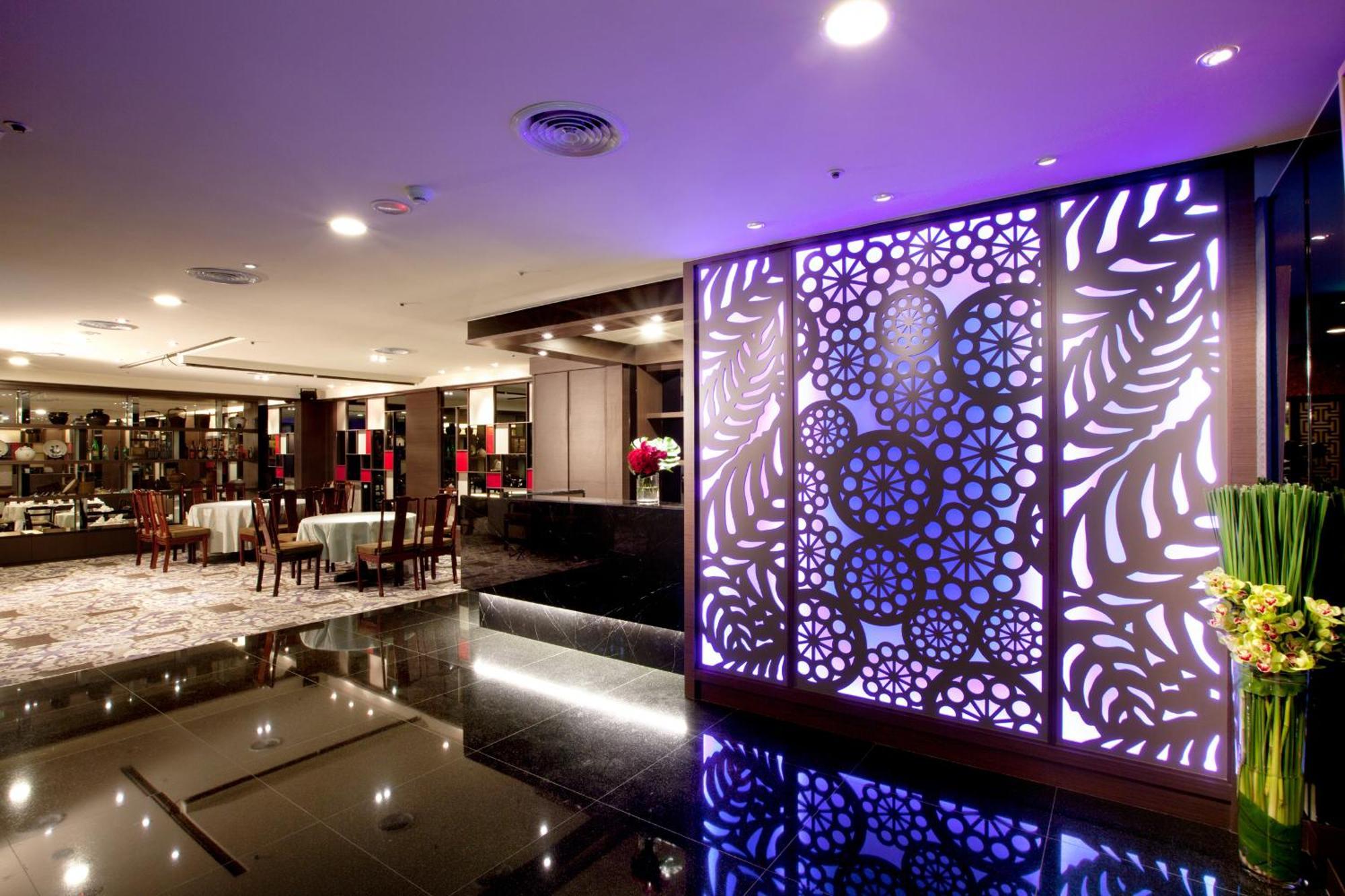The Howard Plaza Hotel Ταϊπέι Εξωτερικό φωτογραφία The lobby of the hotel